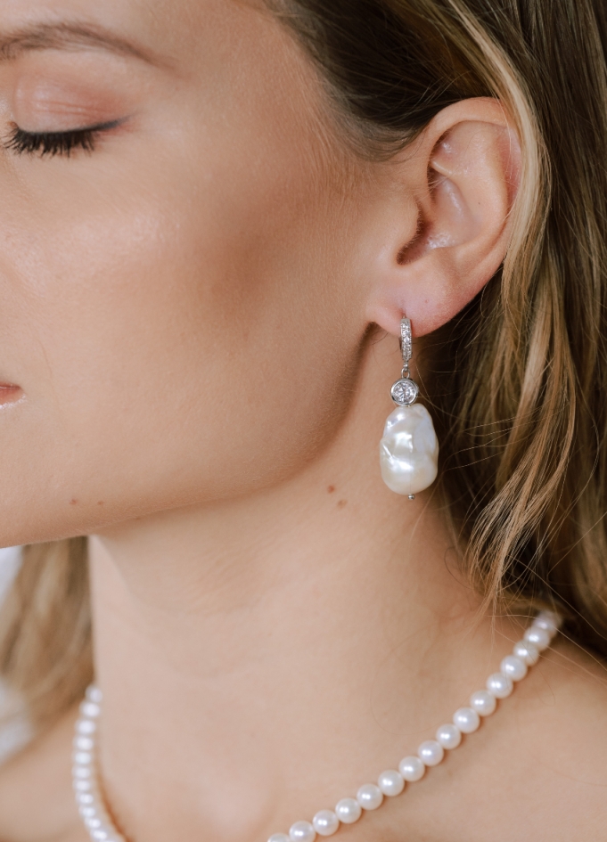 Boucles d'oreilles "Stella" moderne avec perles d'eau douce